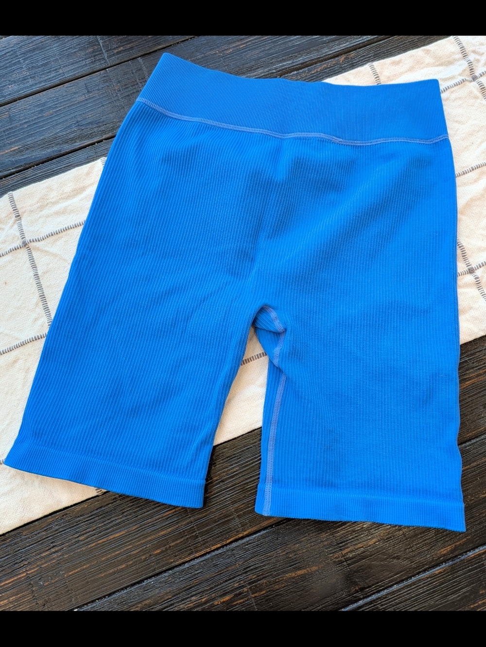 Bright Blue Ribbed Bike Shorts • Size Large